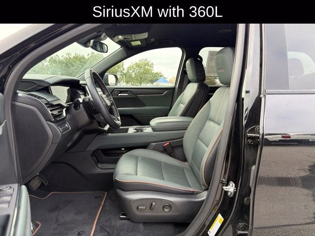 2025 GMC Acadia AT4
