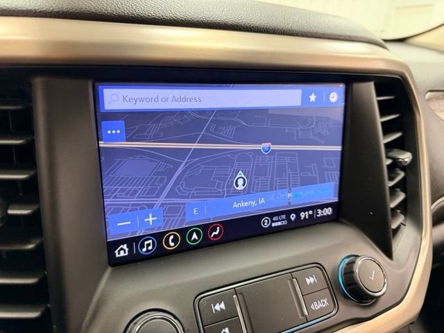 2022 GMC Acadia Denali