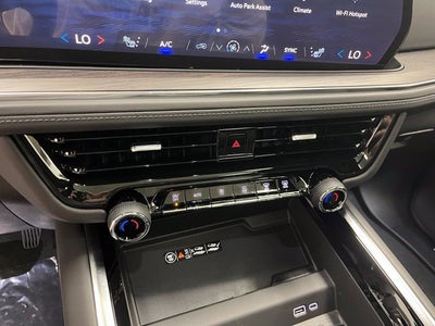 2027 Chevrolet Suburban LT