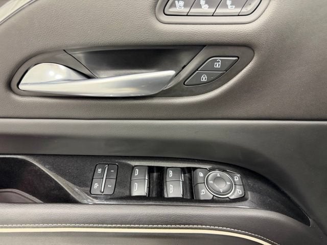 2023 Cadillac Escalade 4WD Premium Luxury