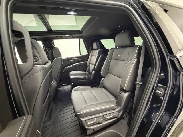 2023 Cadillac Escalade 4WD Premium Luxury