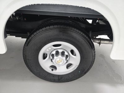 2026 Chevrolet Express Cutaway 3500 1WT