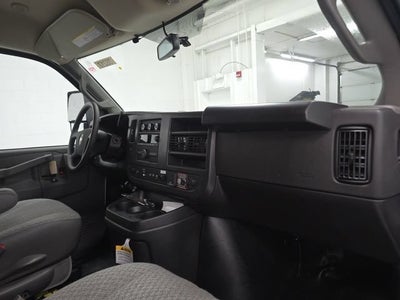 2026 Chevrolet Express Cutaway 3500 1WT