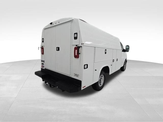 2026 Chevrolet Express Cutaway 3500 1WT