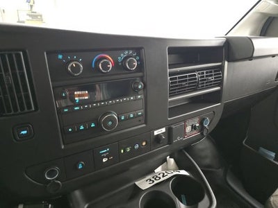 2026 Chevrolet Express Cutaway 3500 1WT