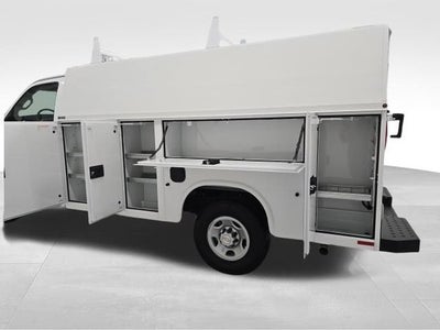 2026 Chevrolet Express Cutaway 3500 1WT