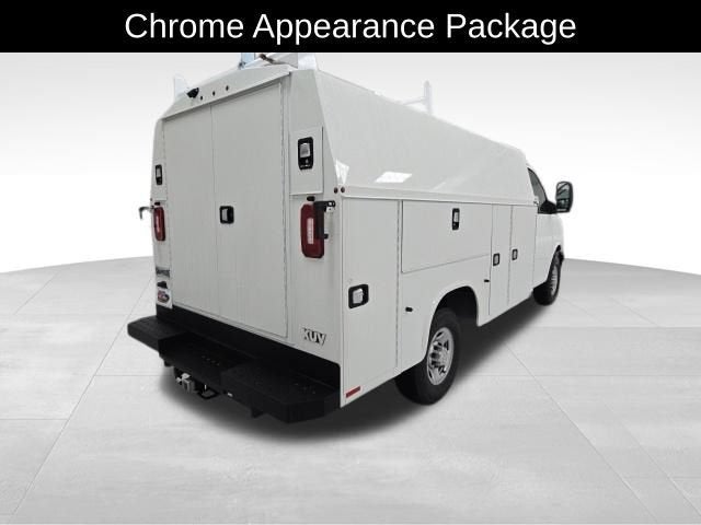 2026 Chevrolet Express Cutaway 3500 1WT