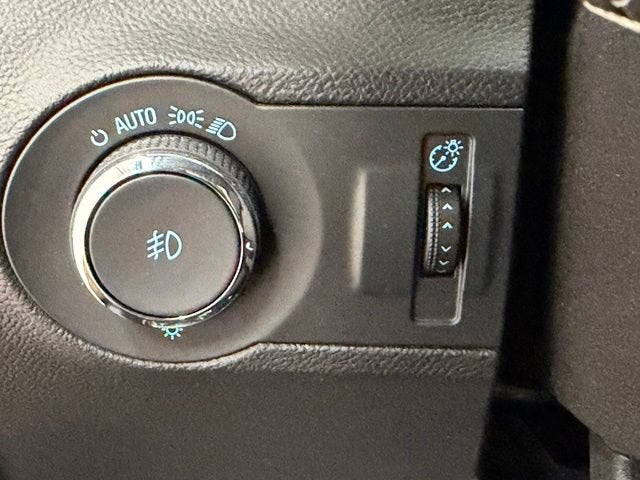 2011 Chevrolet Camaro 2LT
