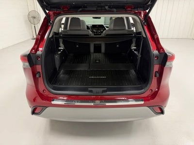 2024 Toyota Highlander Platinum