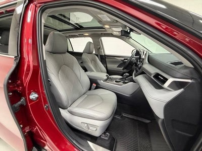 2024 Toyota Highlander Platinum
