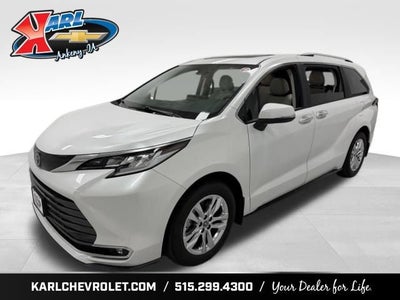 2025 Toyota Sienna Limited