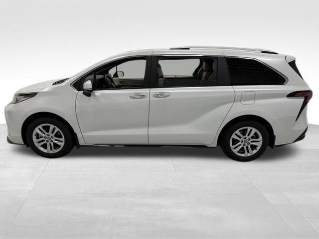 2025 Toyota Sienna Limited