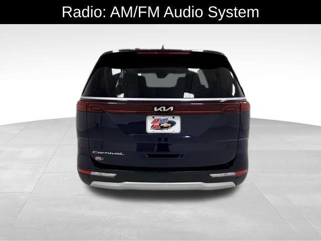 2022 Kia Carnival LX