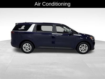 2022 Kia Carnival LX