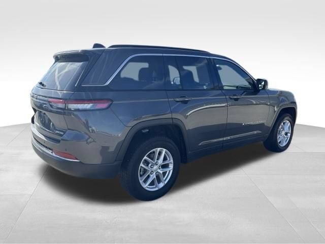 2025 Jeep Grand Cherokee Laredo X 4x4