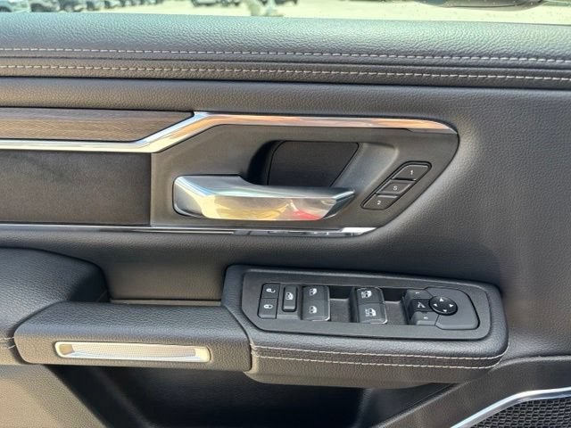 2025 RAM 1500 Laramie Crew Cab 4x4 5'7" Box