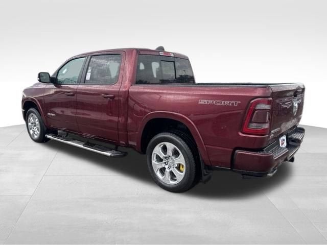 2022 RAM 1500 Laramie Crew Cab 4x4 5'7" Box