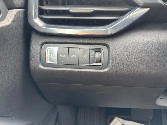 2024 GMC Acadia AT4