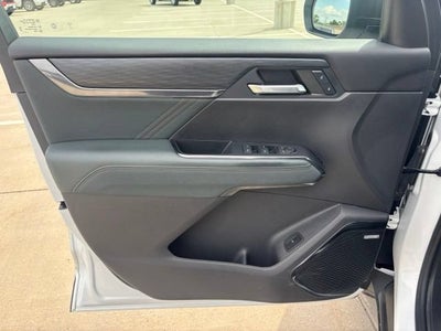 2024 GMC Acadia AT4