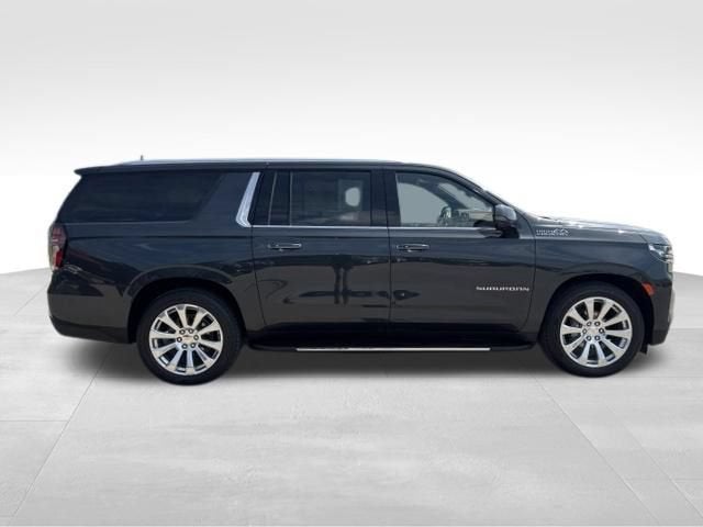 2022 Chevrolet Suburban High Country