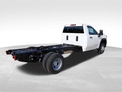2026 GMC Sierra 3500 HD Chassis Cab Pro