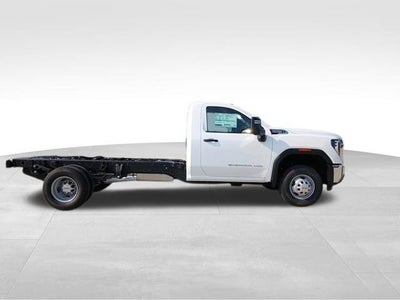 2026 GMC Sierra 3500 HD Chassis Cab Pro