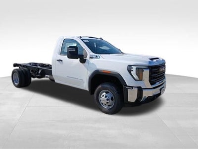 2026 GMC Sierra 3500 HD Chassis Cab Pro