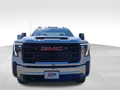 2026 GMC Sierra 3500 HD Chassis Cab Pro