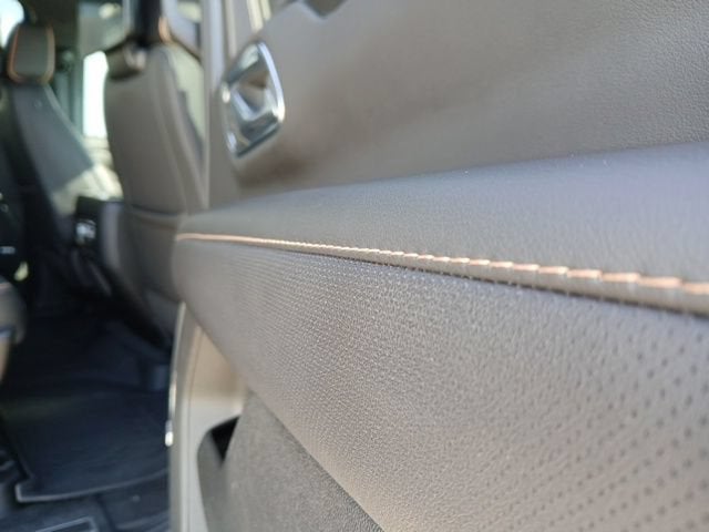 2024 GMC Yukon XL AT4