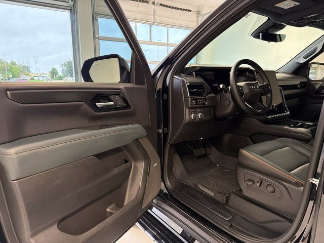 2025 GMC Yukon XL AT4