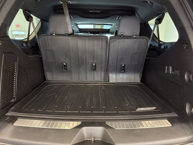 2025 GMC Yukon XL AT4
