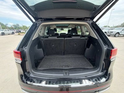 2024 Volkswagen Atlas 2.0T SEL Premium R-Line