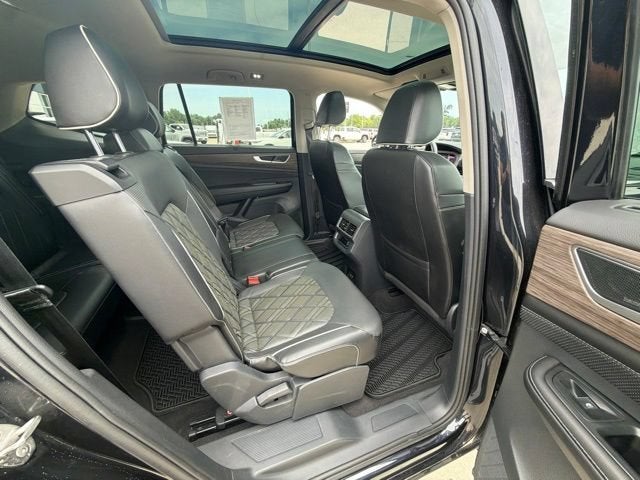2024 Volkswagen Atlas 2.0T SEL Premium R-Line