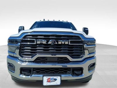 2025 RAM 2500 Tradesman Crew Cab 4x4 6'4" Box