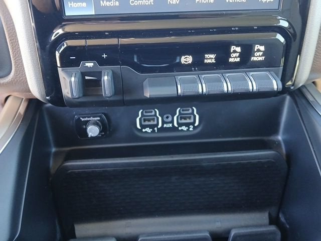 2023 RAM 2500 Laramie Crew Cab 4x4 6'4" Box