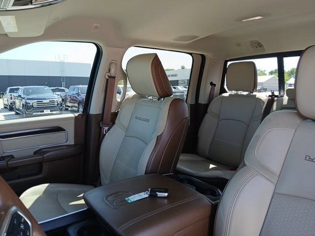 2023 RAM 2500 Laramie Crew Cab 4x4 6'4" Box