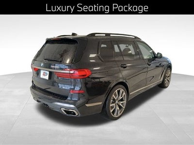 2022 BMW X7 M50i