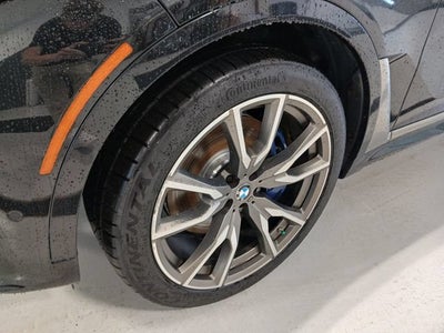 2022 BMW X7 M50i