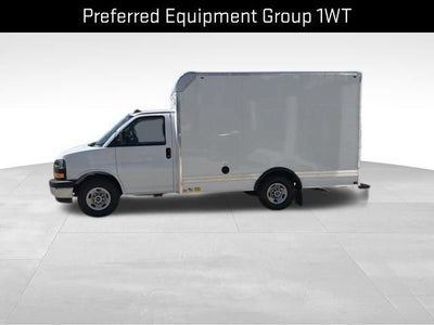 2026 GMC Savana Cutaway 3500 1WT