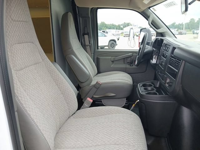 2026 GMC Savana Cutaway 4500 2WT