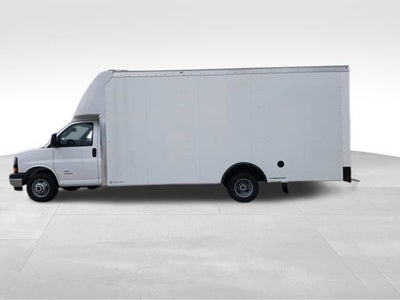 2026 GMC Savana Cutaway 4500 2WT