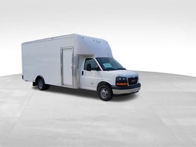 2026 GMC Savana Cutaway 4500 2WT