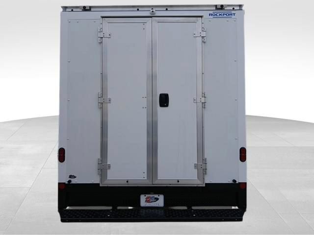 2026 GMC Savana Cutaway 4500 2WT