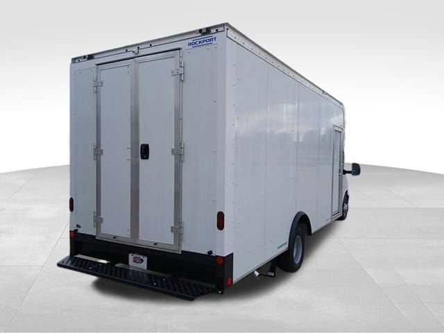2026 GMC Savana Cutaway 4500 2WT