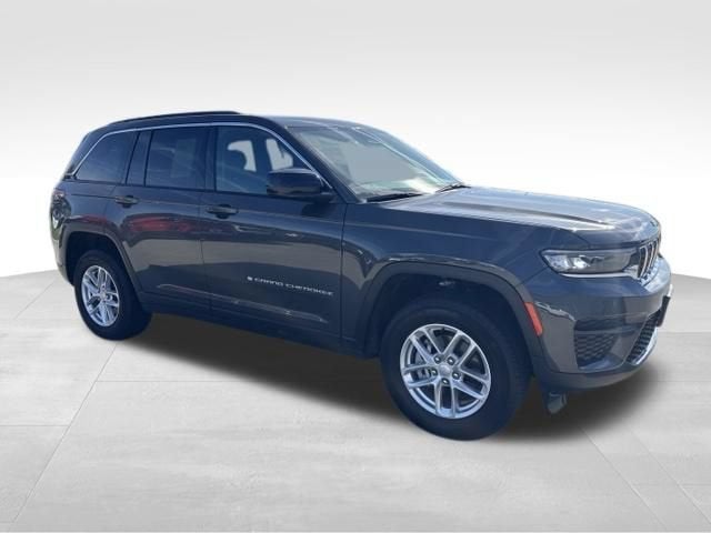2025 Jeep Grand Cherokee Laredo X 4x4