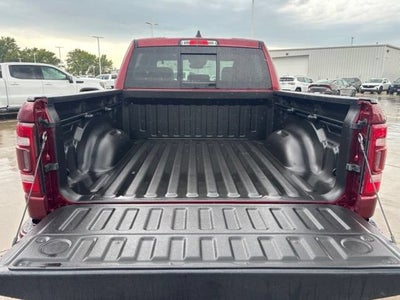 2022 RAM 1500 Laramie Crew Cab 4x4 5'7" Box