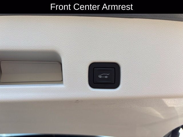 2027 GMC Acadia Denali