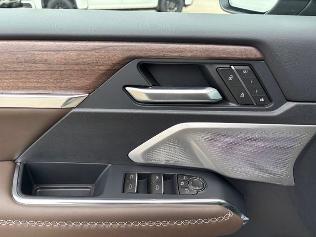 2027 GMC Acadia Denali Ultimate