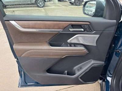 2027 GMC Acadia Denali Ultimate