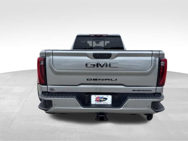 2026 GMC Sierra 3500 HD Denali Ultimate DRW